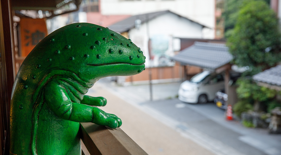 油屋の守神